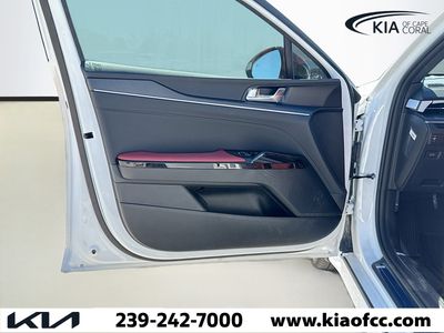 2026 Kia K5 — photo 19 view