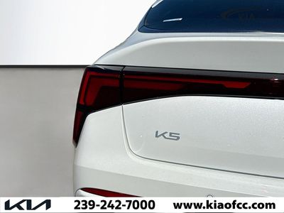 2026 Kia K5 — photo 9 view