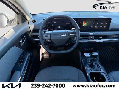 2025 Kia K4 - Photo 15