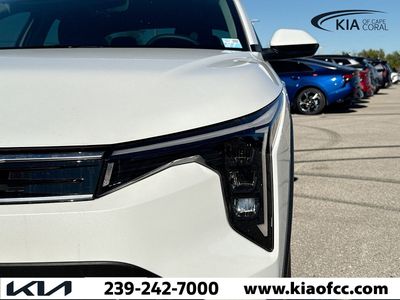 2025 Kia K4 - Photo 8