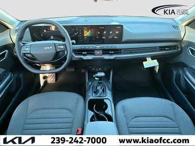 2025 Kia K4 - Photo 14