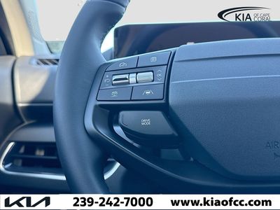 2025 Kia K4 - Photo 34