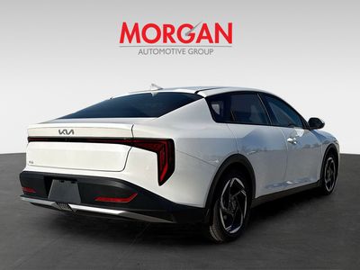 2025 Kia K4 - Photo 5