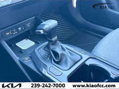 2025 Kia K4 - Photo 25