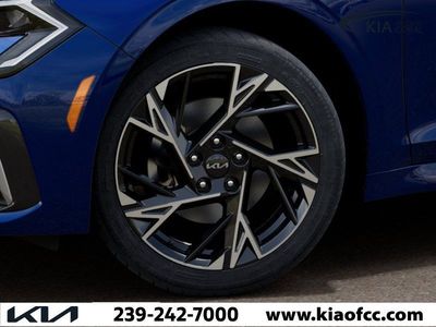 2026 Kia K5 — photo 9 view
