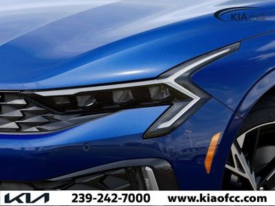 2026 Kia K5 — photo 10 view