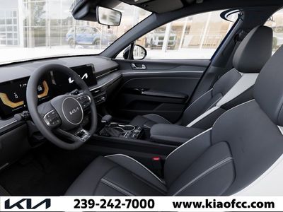2026 Kia K5 — photo 17 view