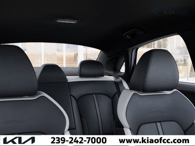 2026 Kia K5 — photo 27 view