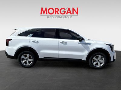 2026 Kia Sorento — engine compartment view