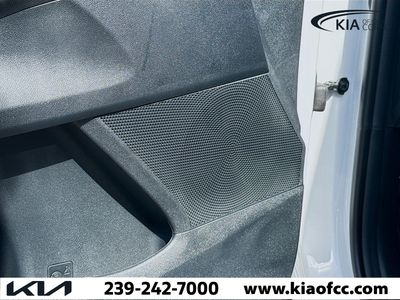 2026 Kia Sorento — photo 23 view