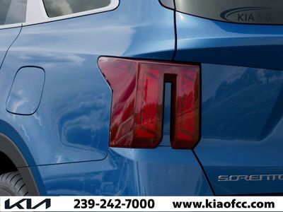 2026 Kia Sorento Hybrid — photo 11 view