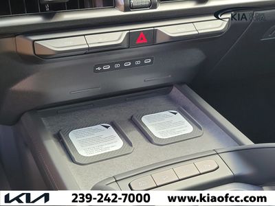 2027 Kia Telluride Hybrid - Photo 31