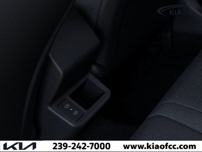 2026 Kia K4 - Photo 26