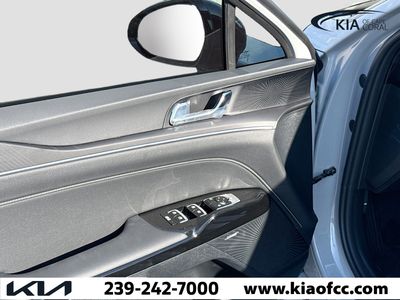2026 Kia K5 — photo 21 view