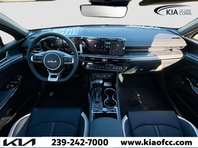 2026 Kia K5 — photo 14 view