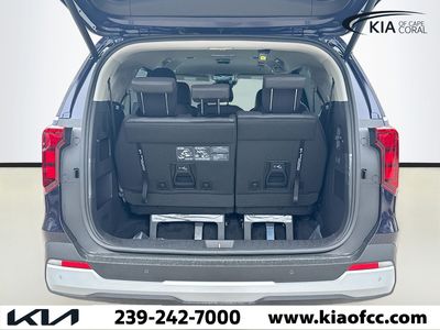 2026 Kia Carnival — photo 11 view