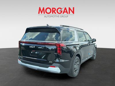 2026 Kia Carnival Hybrid — detail view