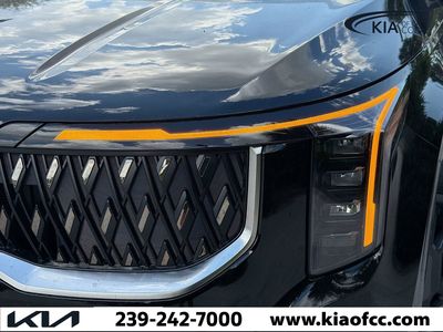 2026 Kia Carnival Hybrid — photo 8 view