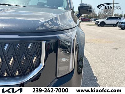 2026 Kia Carnival — photo 9 view
