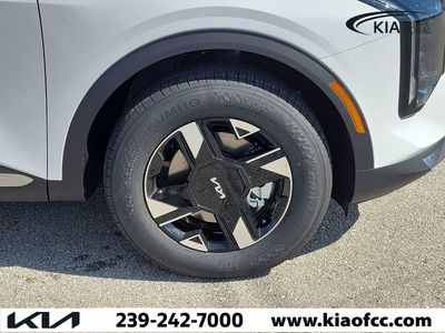 2026 Kia Sportage — photo 7 view