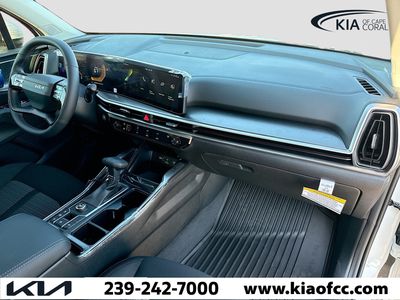 2026 Kia Sorento — photo 13 view