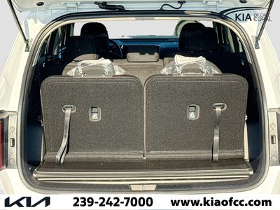 2026 Kia Sorento — photo 12 view