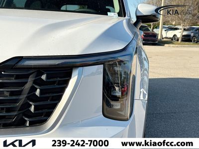 2026 Kia Sorento — photo 9 view