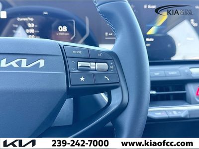 2025 Kia K4 - Photo 33