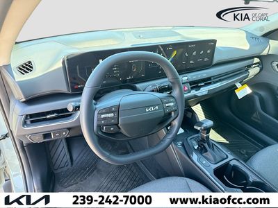2025 Kia K4 - Photo 23
