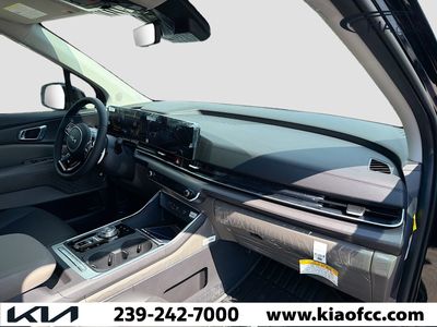 2026 Kia Carnival Hybrid — photo 13 view