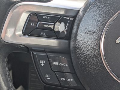2018 Ford Mustang - Photo 26