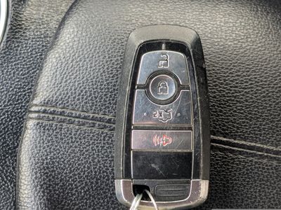 2018 Ford Mustang - Photo 32