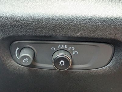 2023 Chevrolet Traverse - Photo 28