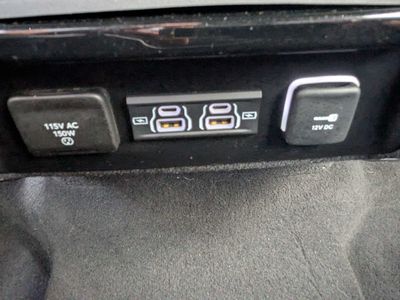 2024 Jeep Wagoneer L - Photo 19