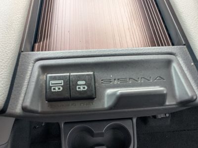 2022 Toyota Sienna - Photo 19
