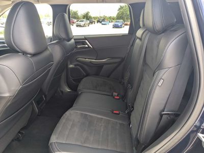 2024 Mitsubishi Outlander - Photo 21