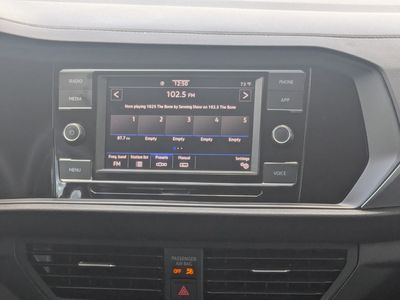 2024 Volkswagen Jetta - Photo 20
