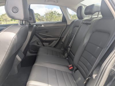 2024 Volkswagen Jetta - Photo 16