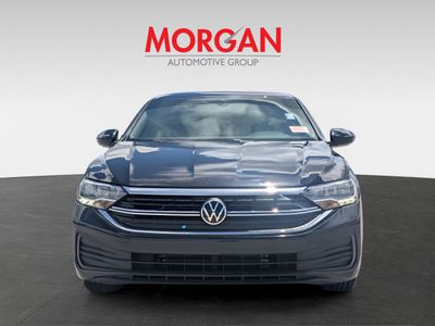 2024 Volkswagen Jetta - Photo 3