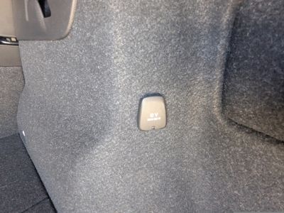 2023 Volvo XC40 - Photo 16