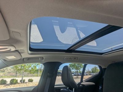 2023 Volvo XC40 - Photo 25