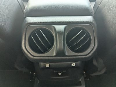 2021 Jeep Wrangler - Photo 19