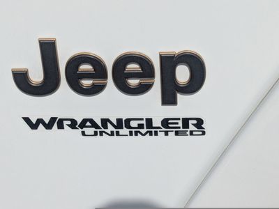 2021 Jeep Wrangler - Photo 14