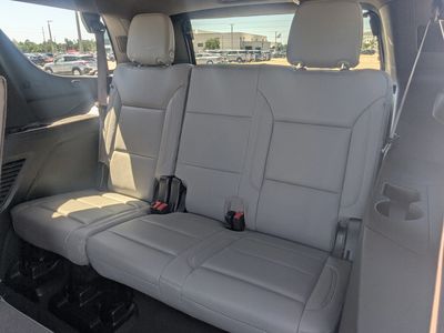 2025 Chevrolet Tahoe - Photo 17