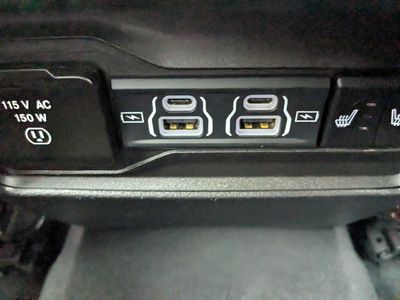 2023 Jeep Grand Cherokee - Photo 19