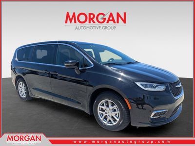 2025 Chrysler Pacifica - Photo 1