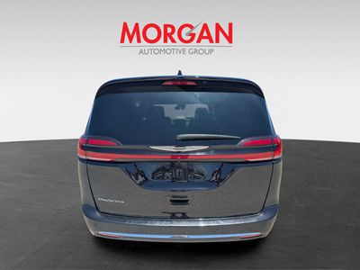 2025 Chrysler Pacifica - Photo 6