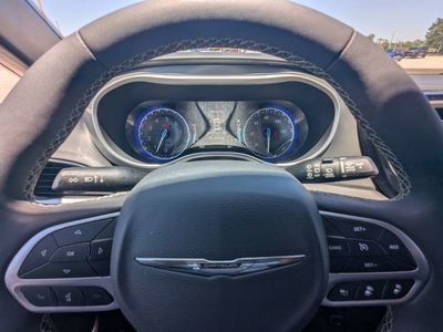 2025 Chrysler Pacifica - Photo 39