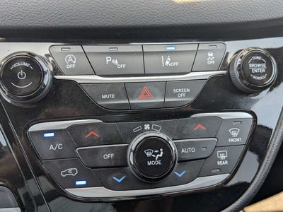 2025 Chrysler Pacifica - Photo 31