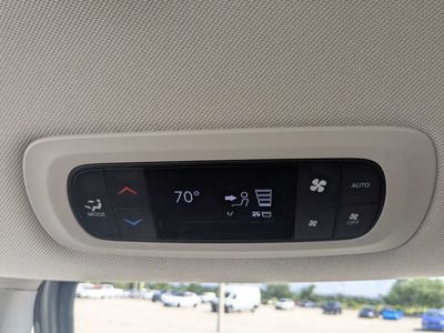 2024 Chrysler Pacifica - Photo 19